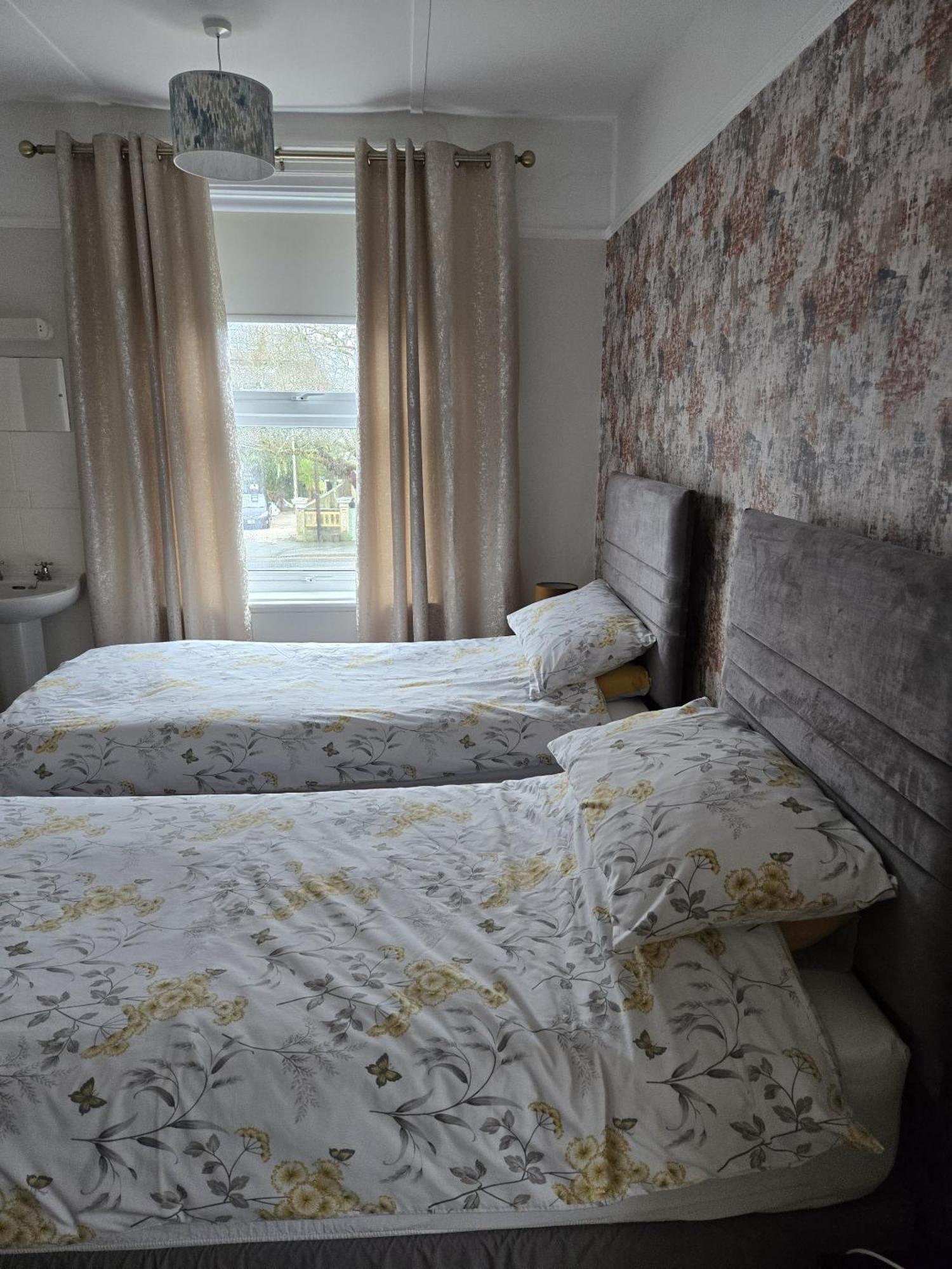 The Rosefield Hotel Weymouth Szoba fotó
